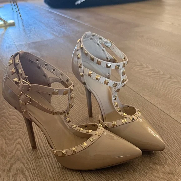 Wild Diva Nude Studded Heels - Picture 1 of 1